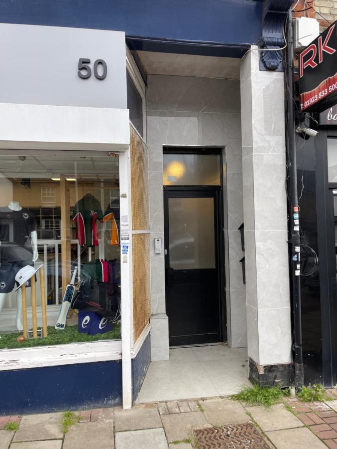 Top Floor Flat 5 Northwood 노스우드 외부 사진